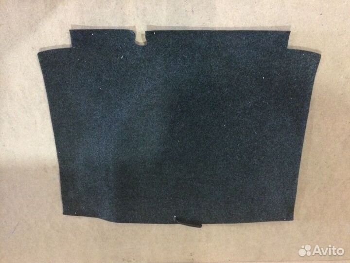 Обшивки багажника VW Golf 4