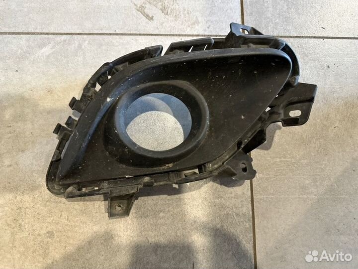 Рамка противотуманной фары левая Mazda 6 GJ 2013