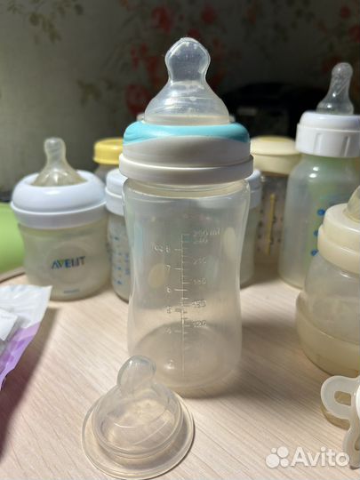 Бутылочки для кормления