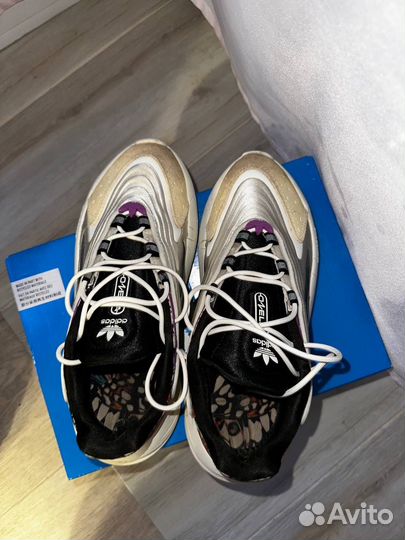 Кроссовки женские adidas ozelia