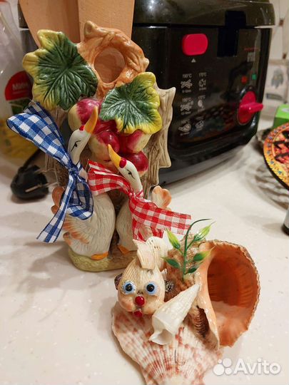 Деревянный стол.приборы (декор)