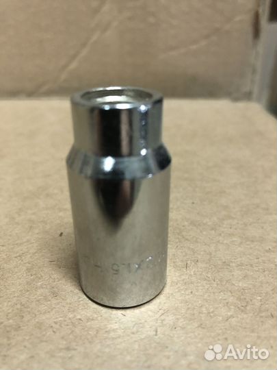 Гайка колеса