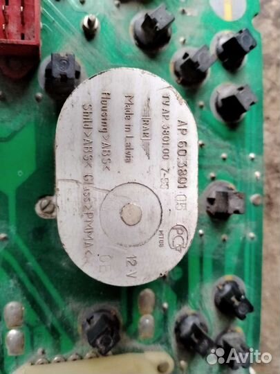 Приборная панель газель,Волга