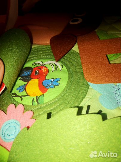 Подарок малышу. Развивающий коврик