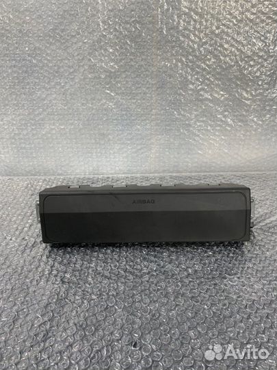 Подушка безопасности Bmw 5-Series G30 2016