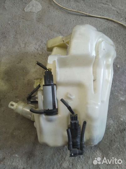 Бачок омывателя Вольво С40 В50 Ц30