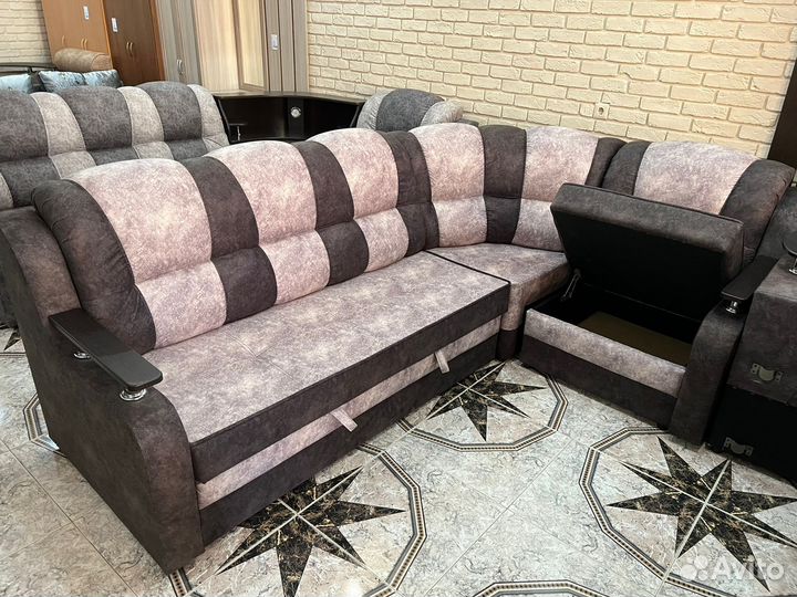 Угловые диваны новые