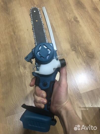 Пила Сучкорез аккумуляторный (1 акб)