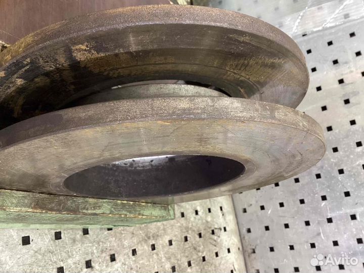 Диск тормозной задний Volkswagen Touran