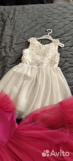 Платья нарядные, платья за 2 шт черное и белое