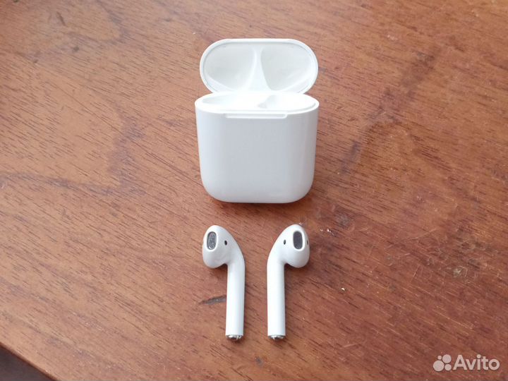 Наушники airpods
