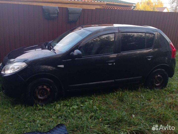 Renault Sandero 1.4 МТ, 2010, 247 300 км