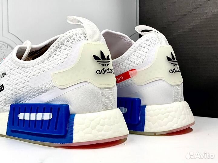 Кроссовки adidas nmd белые