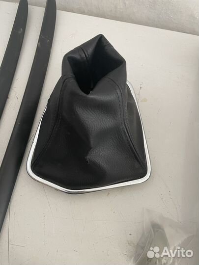 Консоль центральная на priora