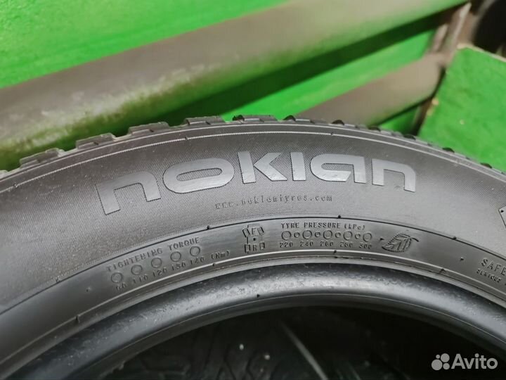 Nokian Tyres Hakkapeliitta 8 225/55 R17 101T