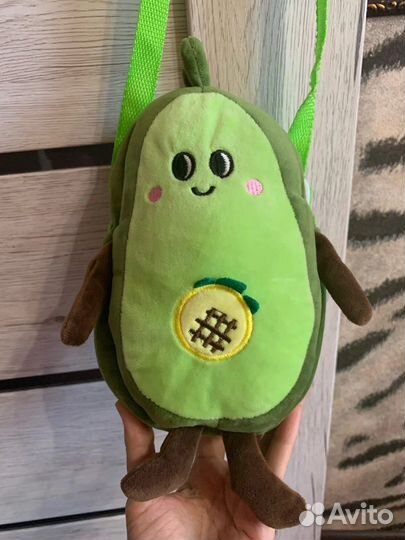 Детская сумочка для телефона и брелок