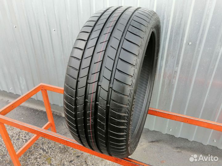 Bridgestone Turanza T005 225/40 R18