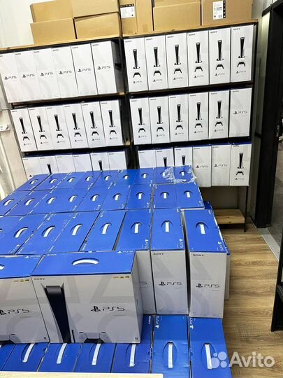 Sony PlayStation 5 с дисководом (Новая) /В наличии