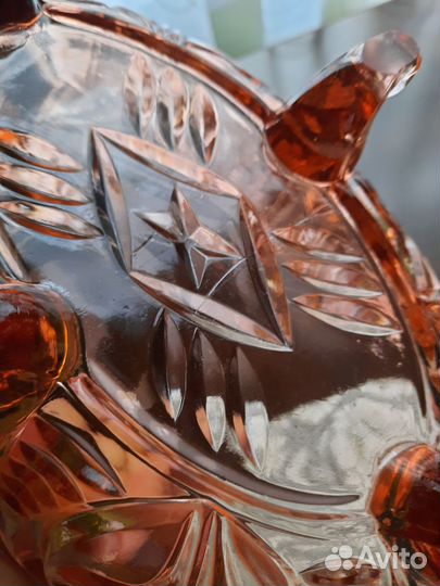 Вазочка Фруктовница на ножках розалиновое стекло