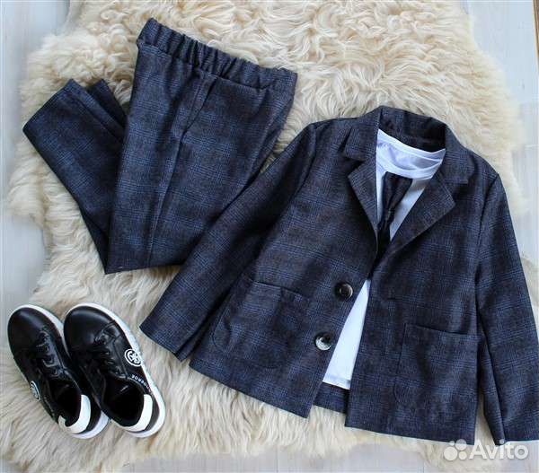 Продам костюм 3-ка