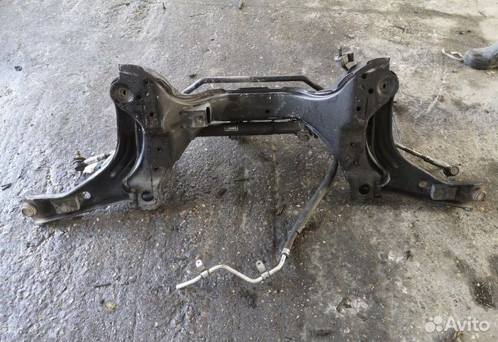 Передняя балка Ford Escape ep3w l3 2000 год