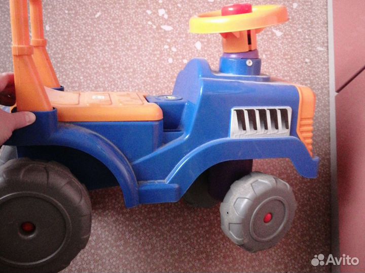 Детская машина каталка бу