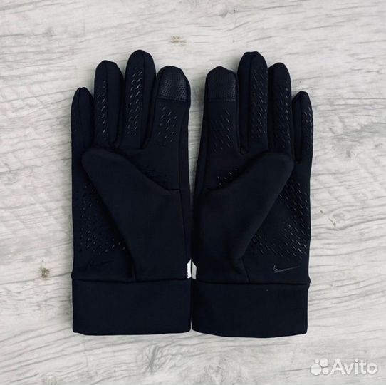 Перчатки nike