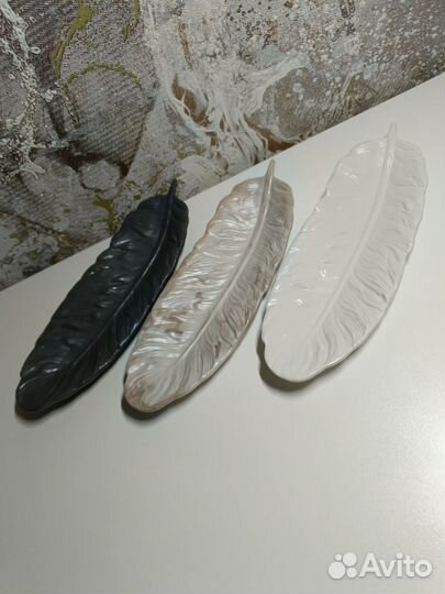 Подставки перо и лист