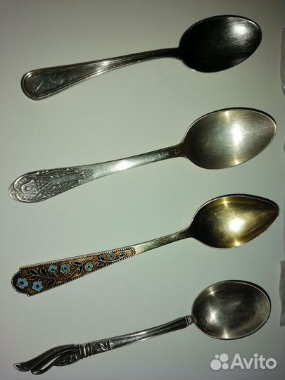 Серебряные чайные ложки