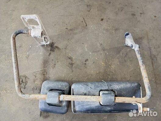 Зеркало Freightliner заднего вида левое в сборе со стойкой