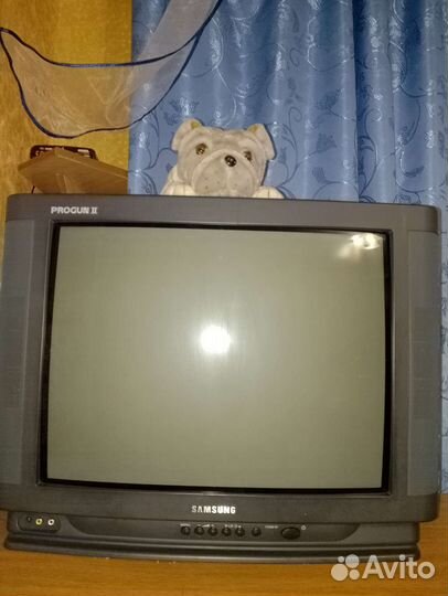 Телевизор samsung