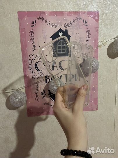 Чехлы на iPhone 11