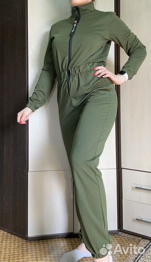 Комбинезон женский спортивный