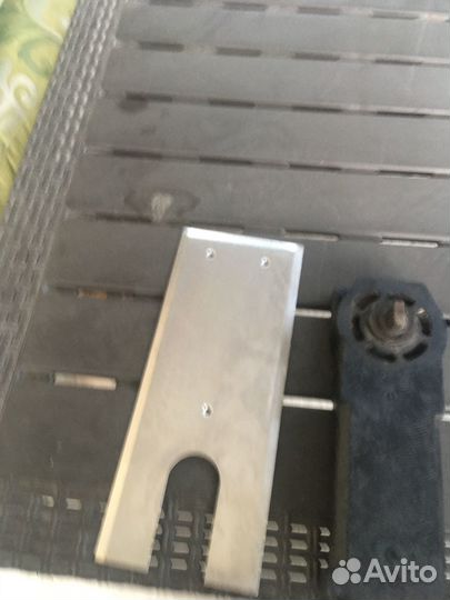 Стеклянная дверь