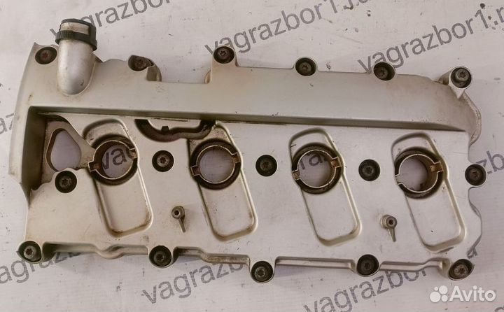 Крышка головки блока (клапанная) Audi Q7 (4L) I (2