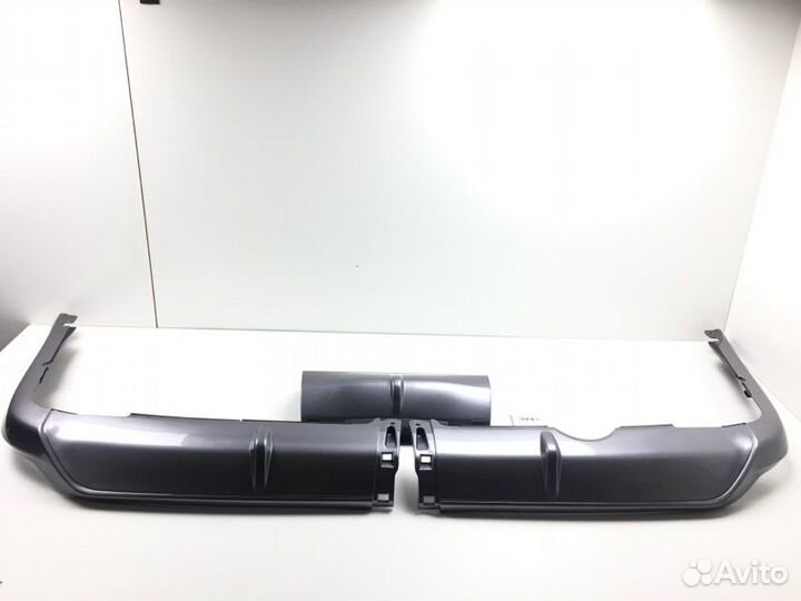 Накладка бампера задняя Lexus Lx570 URJ201 3urfe