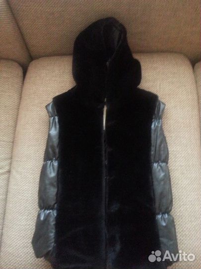 Жилет кожаный, очень теплый