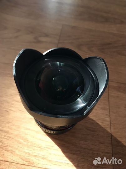Широкоугольный Объектив Samyang 14mm f/2.8 Canon