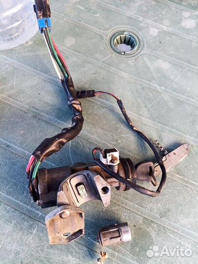 Замок зажигания kia sportage 1