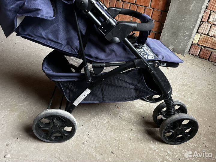 Прогулочная коляска