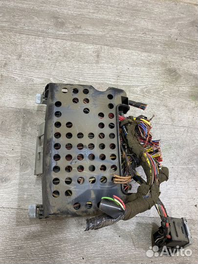 Блок предохранителей Opel Astra