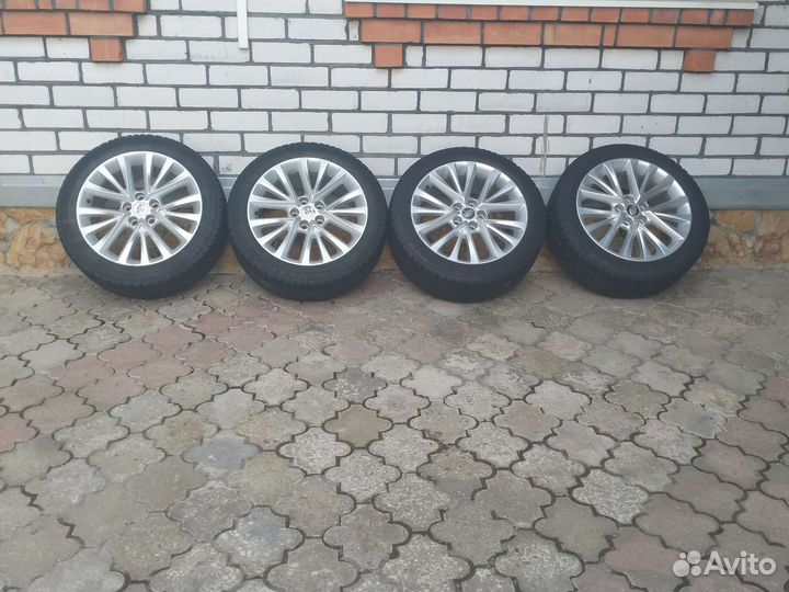 Profil Pro Snow 790 245/45 R18