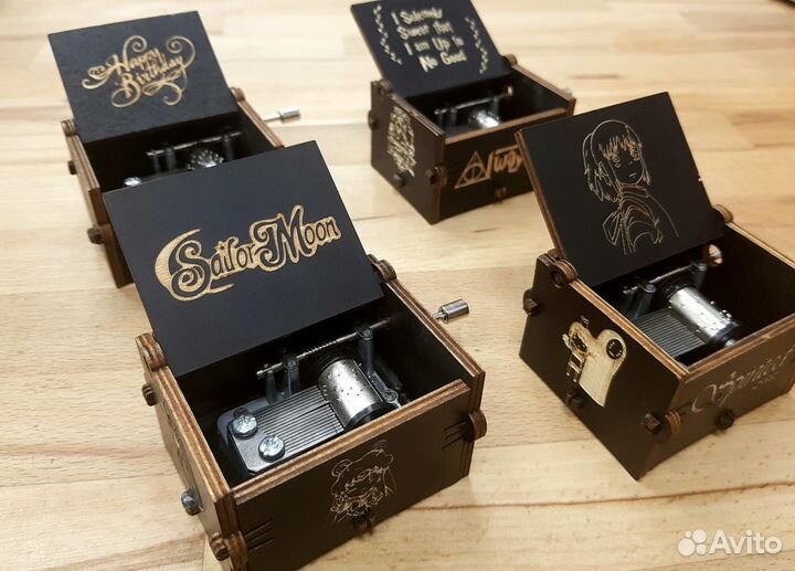 Музыкальная шкатулка Сейлор Мун