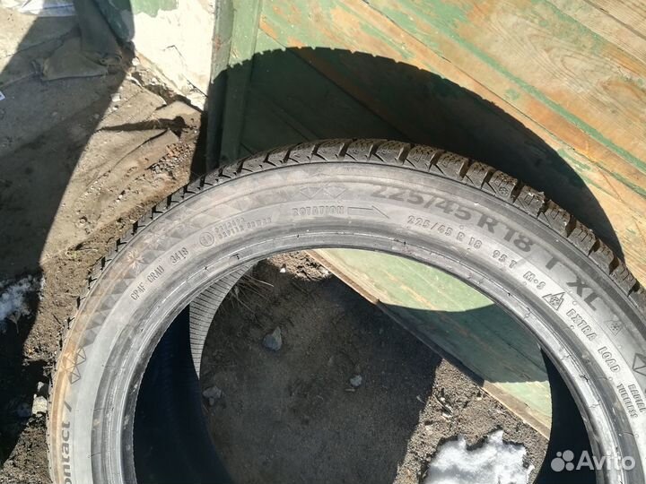 Continental ContiVikingContact 7 225/45 R18