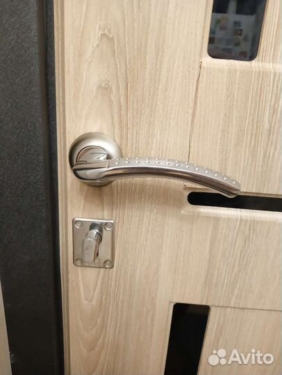 Дверь входная металлическая