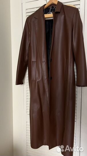 Кожаный плащ
