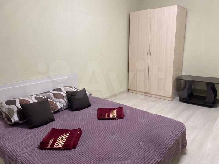 2-к. квартира, 66 м², 1/12 эт.