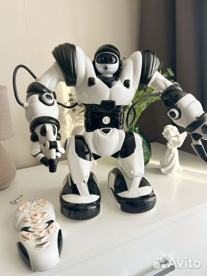 Игрушка детская Робот