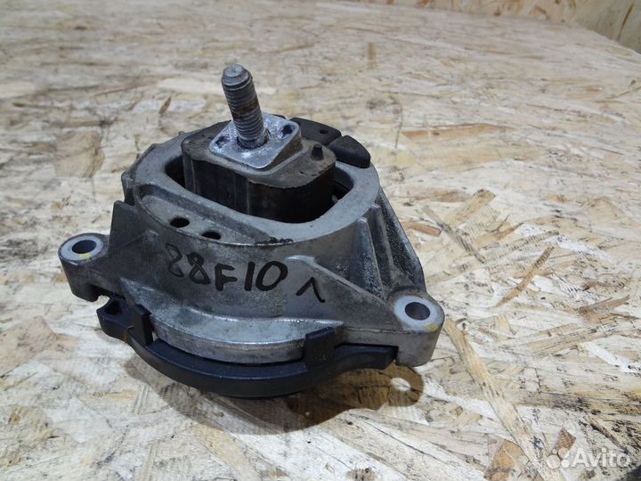 Подушка двигателя левая BMW X3 F25 бмв Х3 Ф25