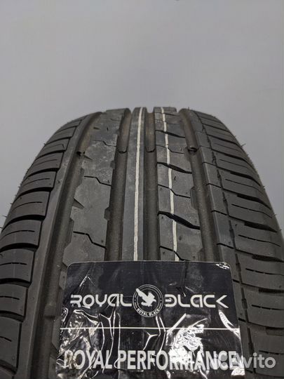 Royal Black Royal Performance 235/65 R17 108H